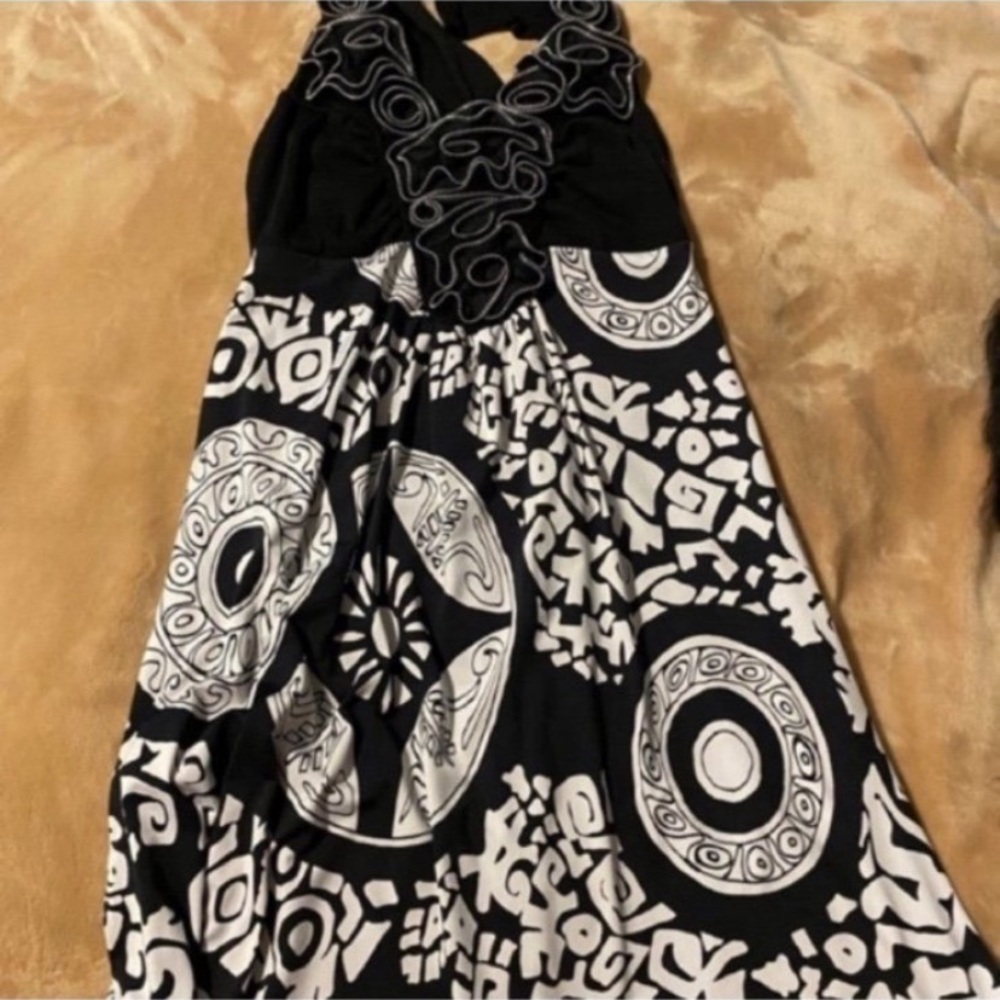 Vibe Black and White Halter Dress with Zipper Ruffle Sz S